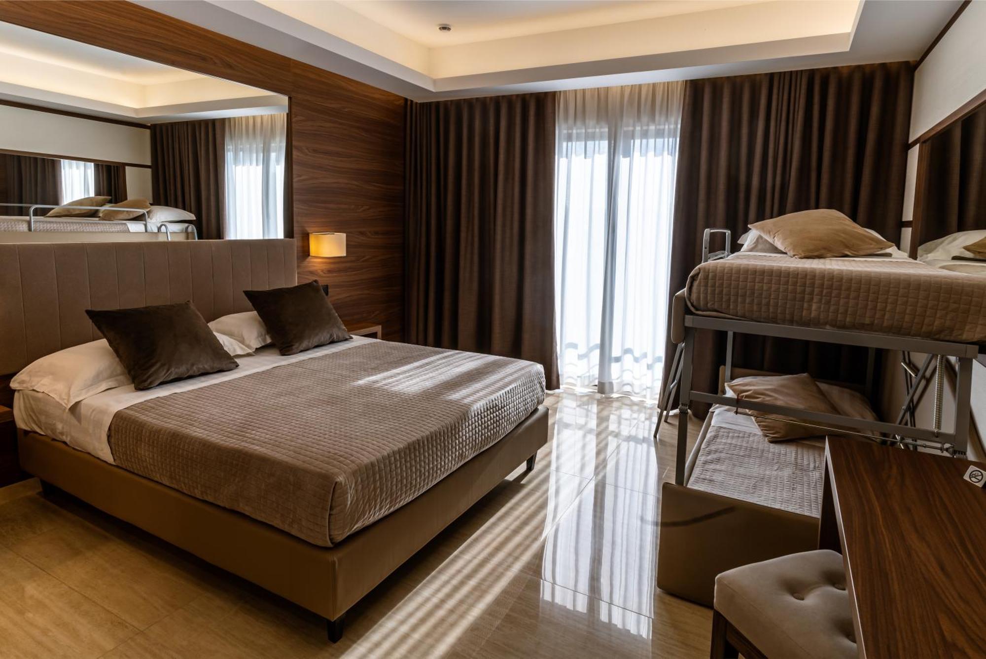 Hotel Bellavista Varcaturo Εξωτερικό φωτογραφία