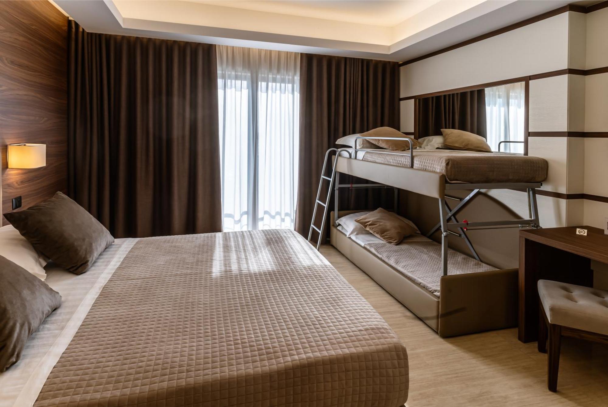 Hotel Bellavista Varcaturo Εξωτερικό φωτογραφία