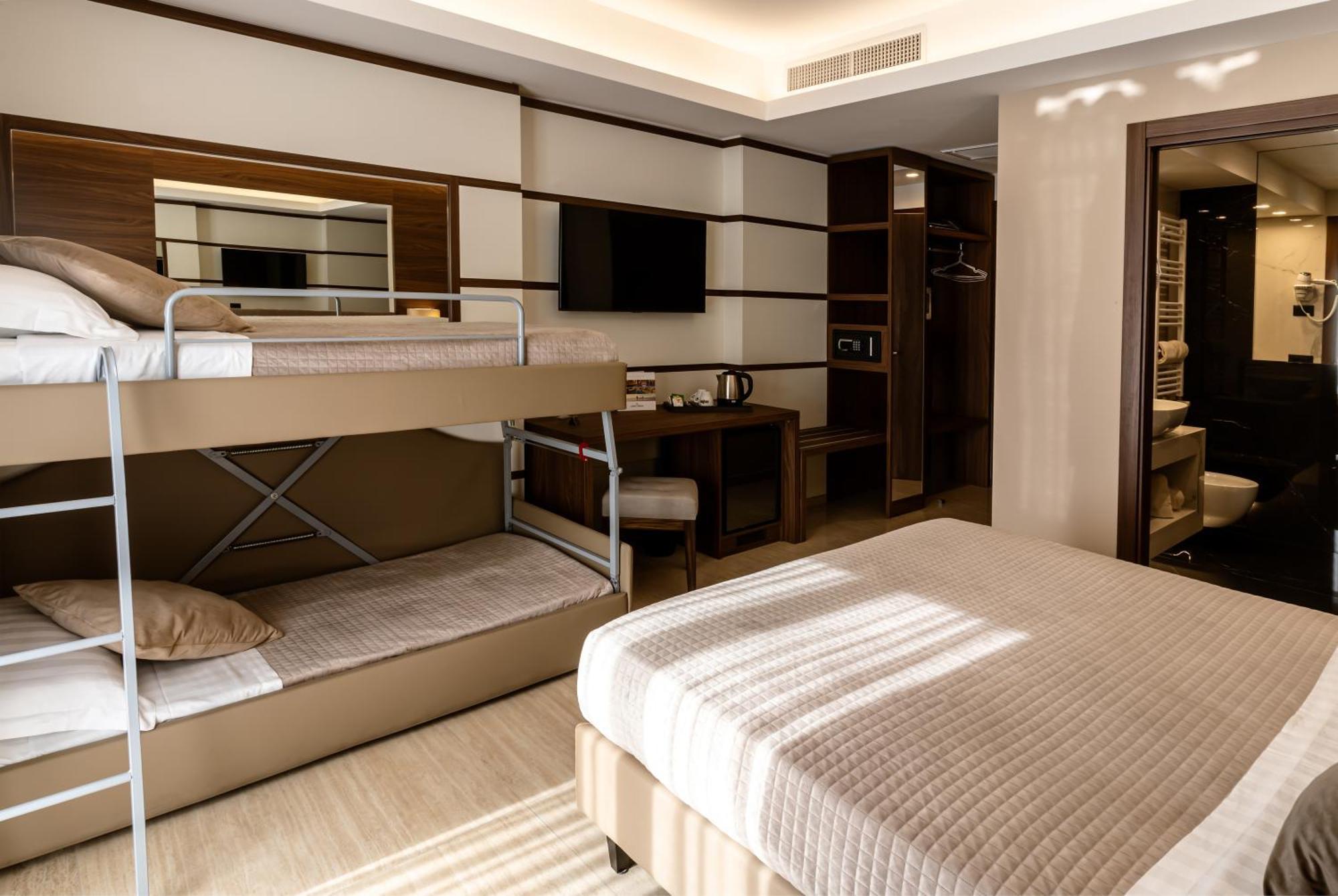 Hotel Bellavista Varcaturo Εξωτερικό φωτογραφία